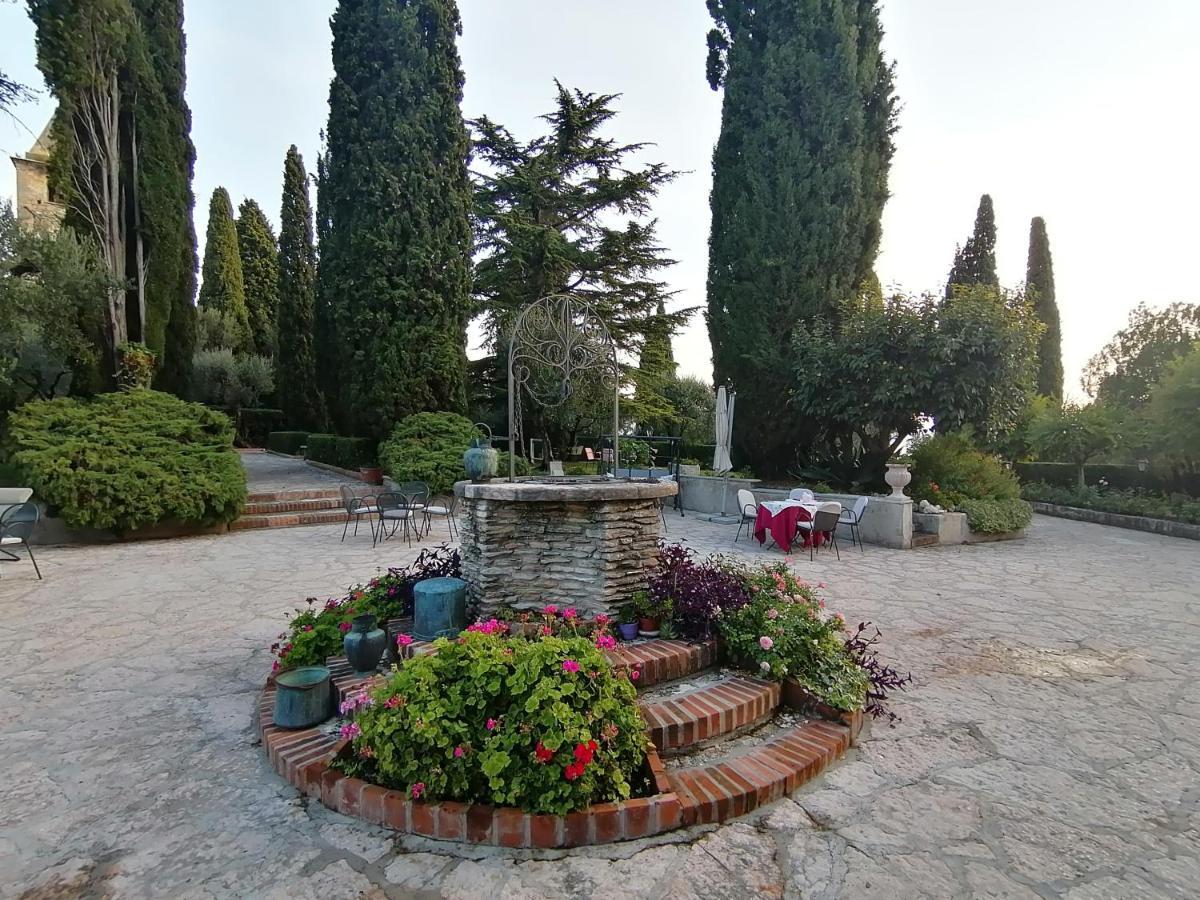 Villa Paradiso Apartment Sirmione Bagian luar foto