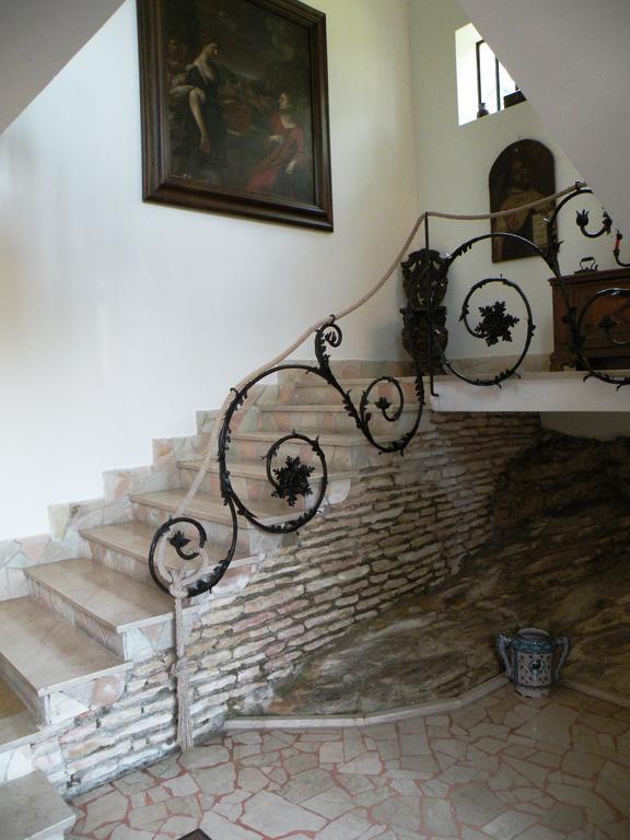 Villa Paradiso Apartment Sirmione Bagian luar foto