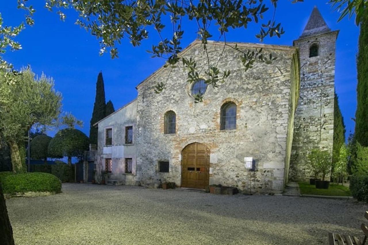 Villa Paradiso Apartment Sirmione Bagian luar foto